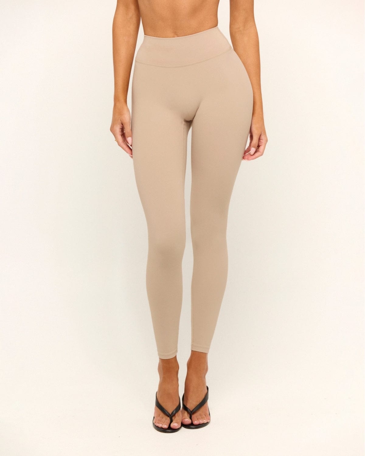 Form Invisible Scrunch Leggings | Fawn