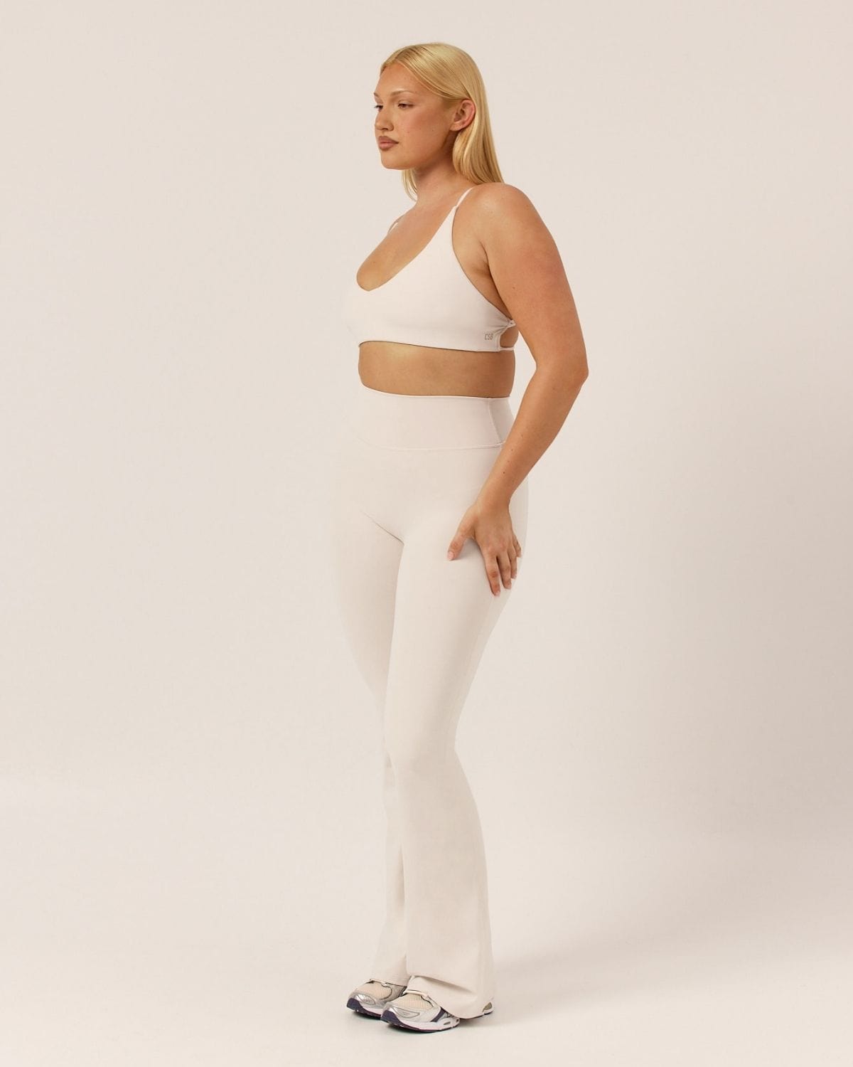 Form Invisible Scrunch Flare Leggings Tall | Vanilla