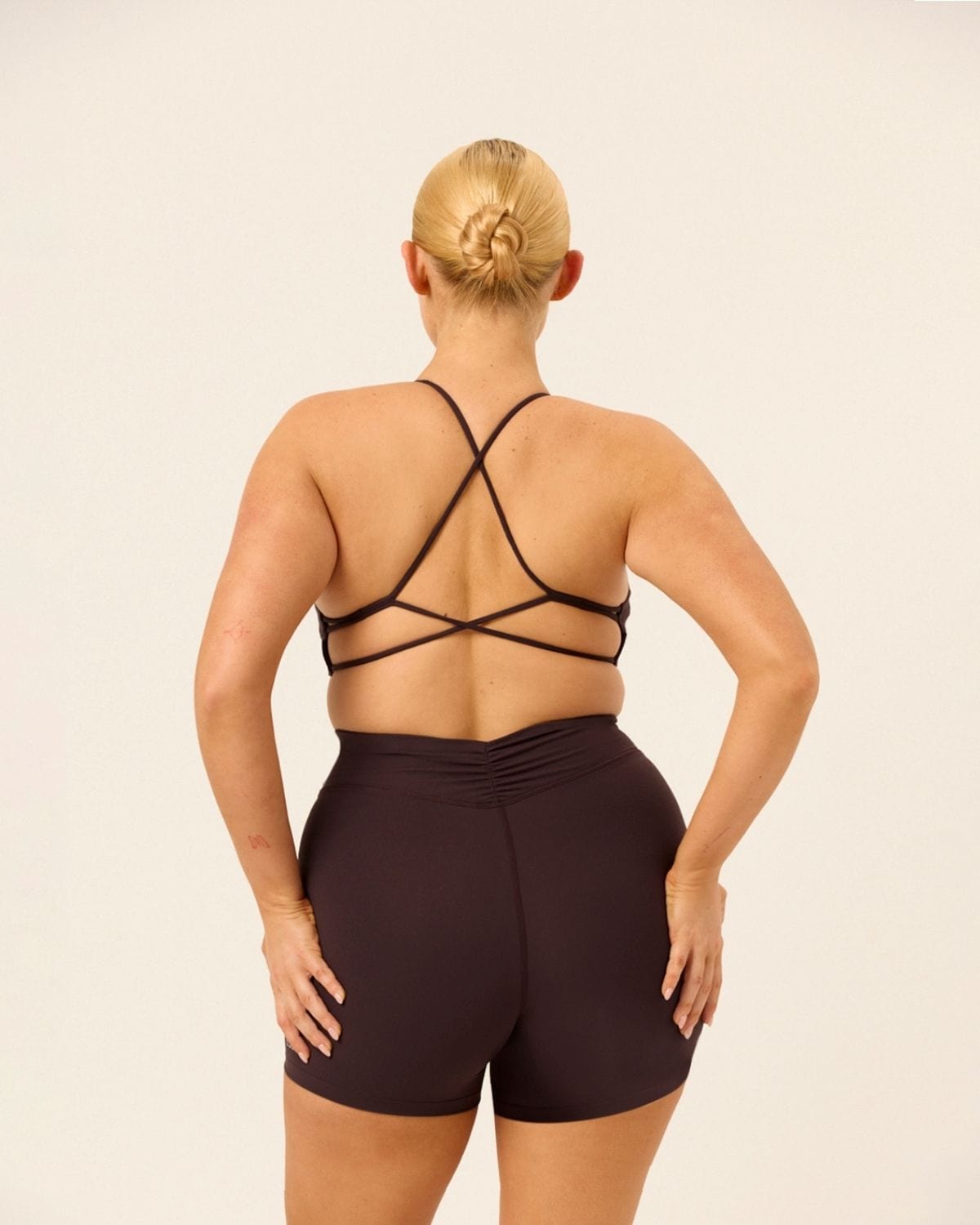 Form Hailey Crop | Espresso