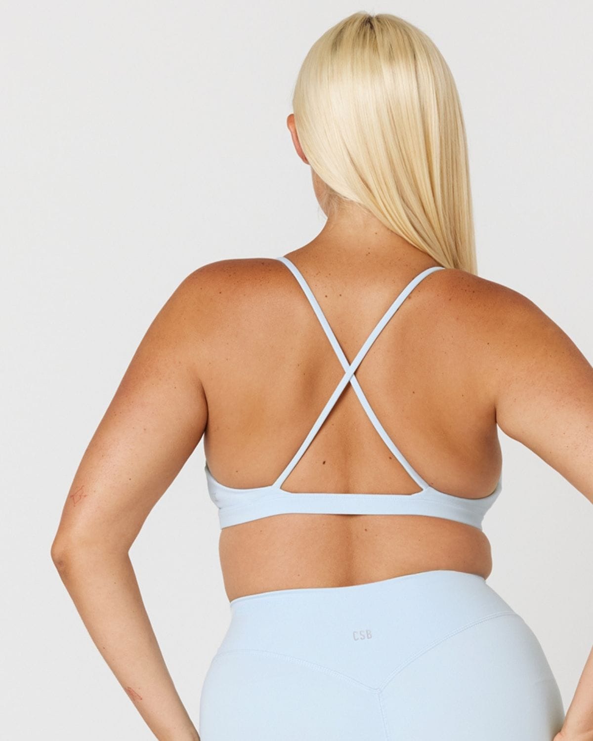 Form Noa Crop | Powder Blue