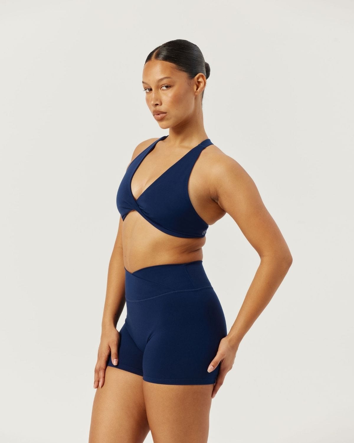 Serenity Crossover Shorts 4" | Navy
