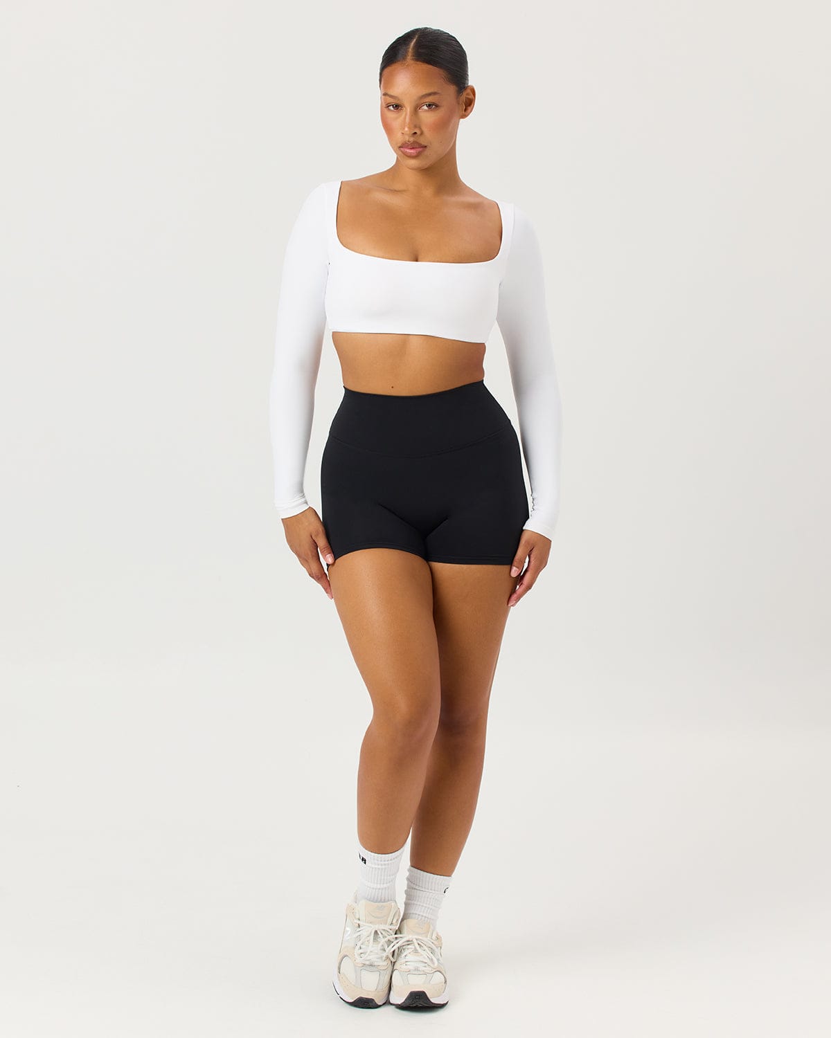 Freedom Scrunch Shorts 4" | Black