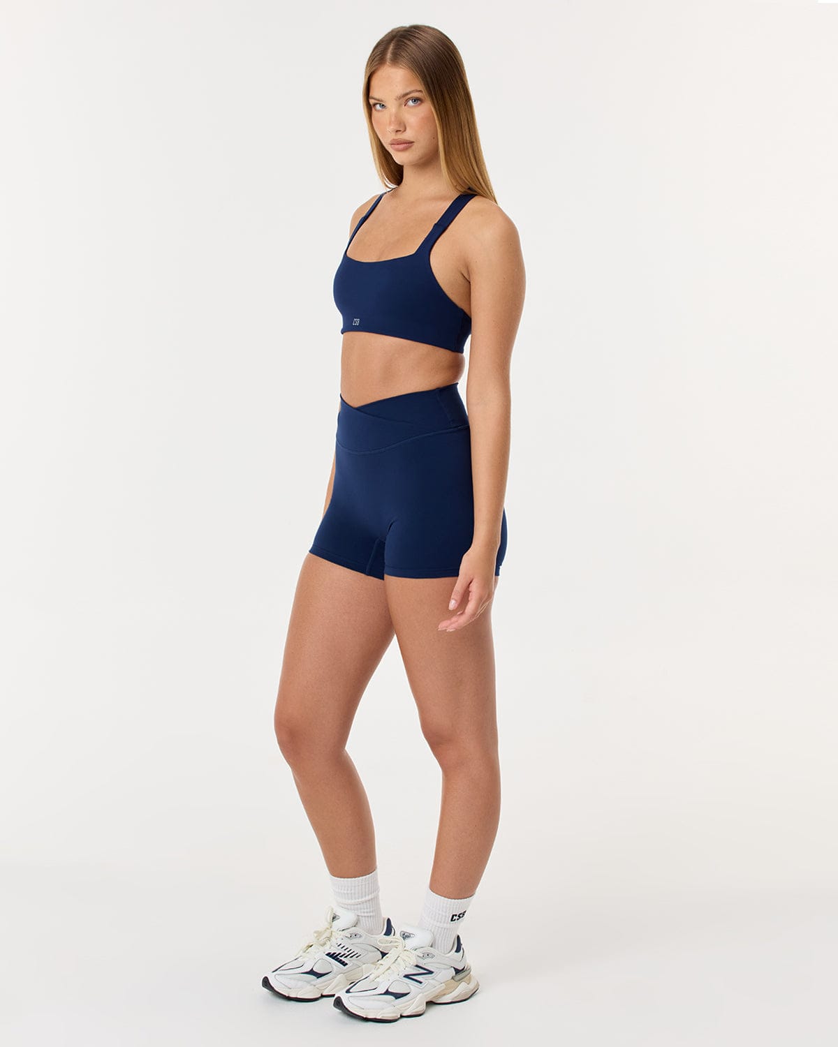Serenity Crossover Shorts 4" | Navy