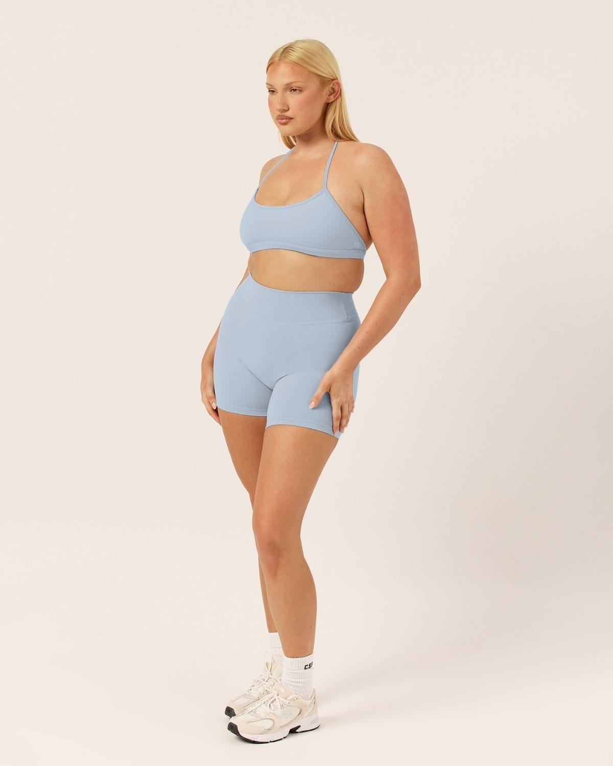 Form Invisible Scrunch Shorts 5" | Dusty Blue