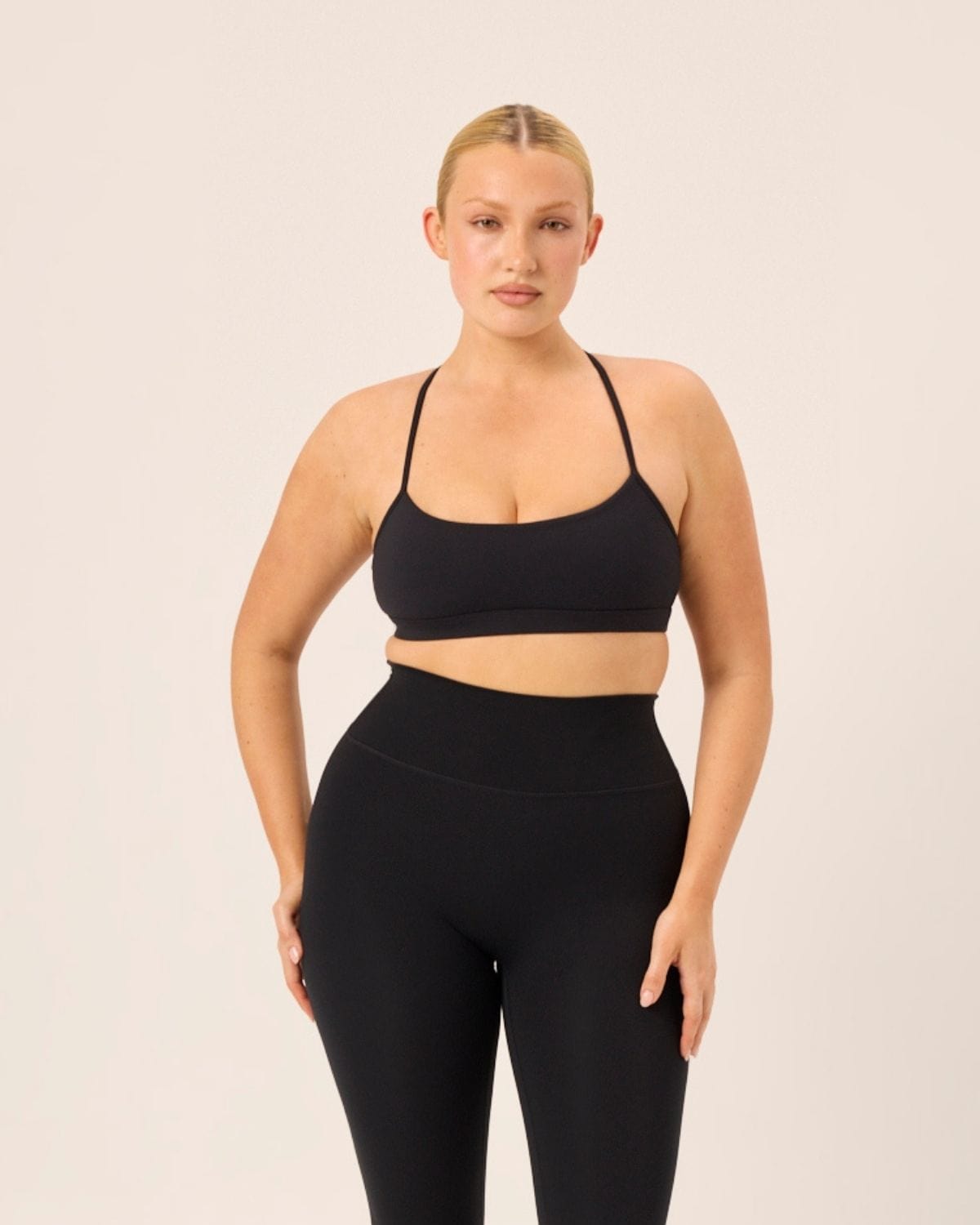 Form Ivy Crop | Black