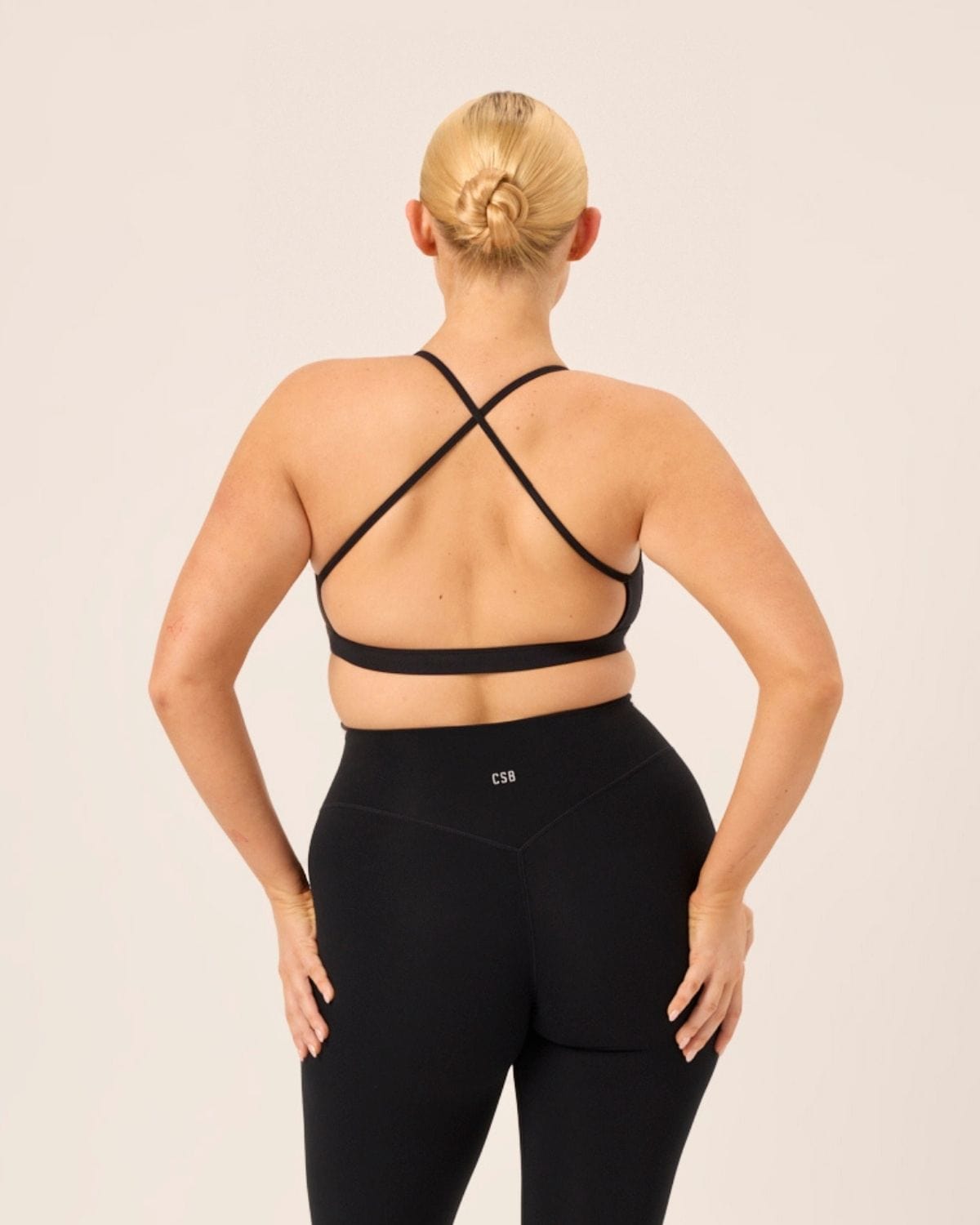 Form Ivy Crop | Black