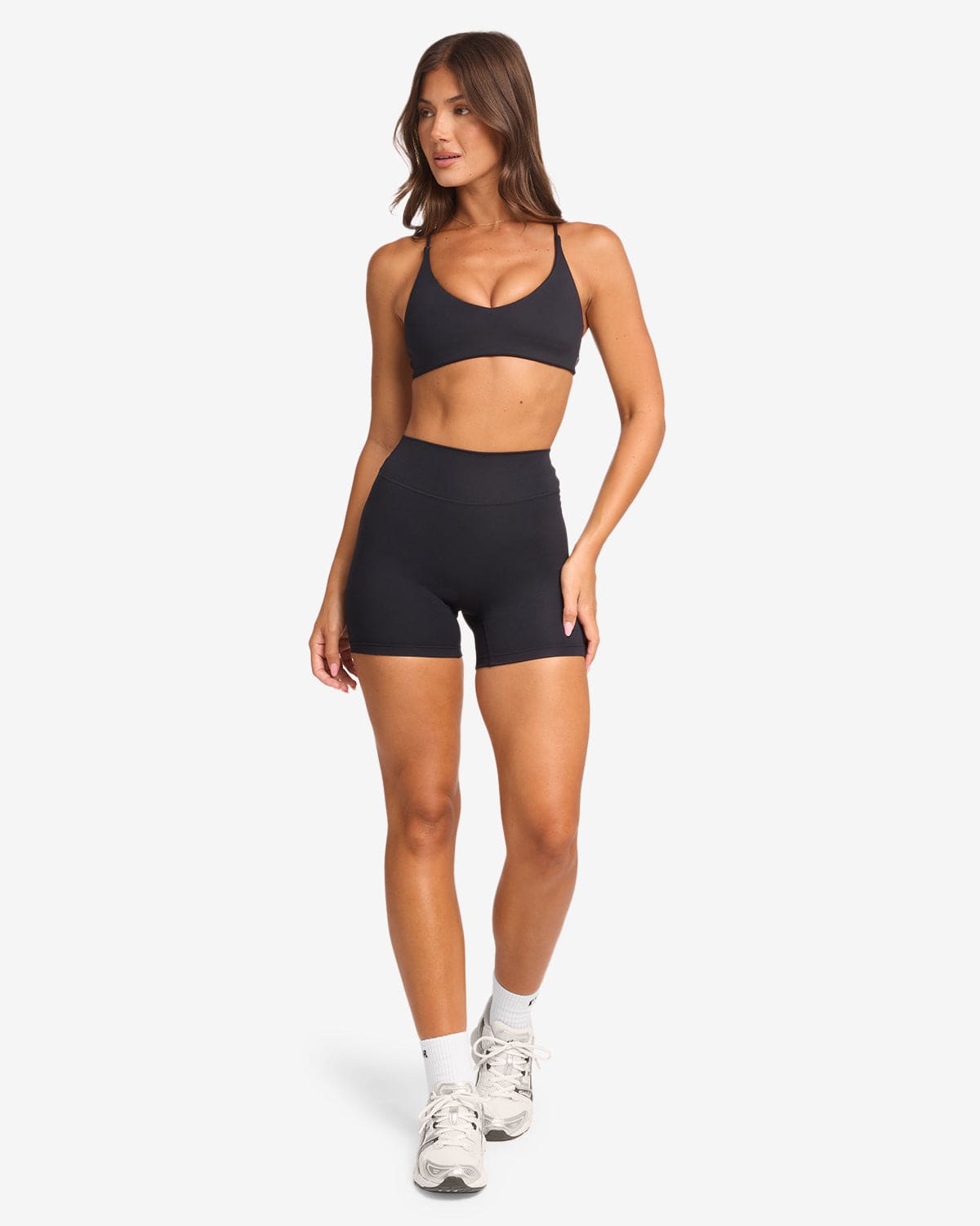 Co Activewear - Form Invisible Scrunch Shorts 5" secondary image