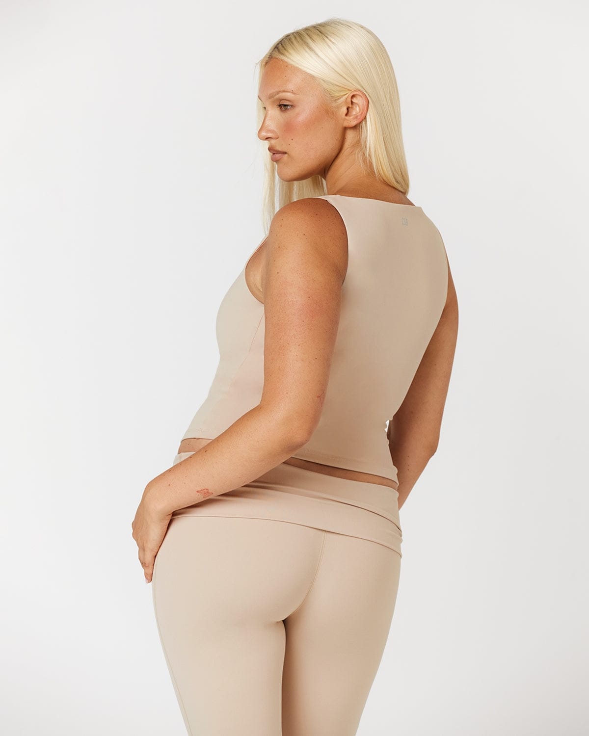 Form Scoop Tank | Fawn