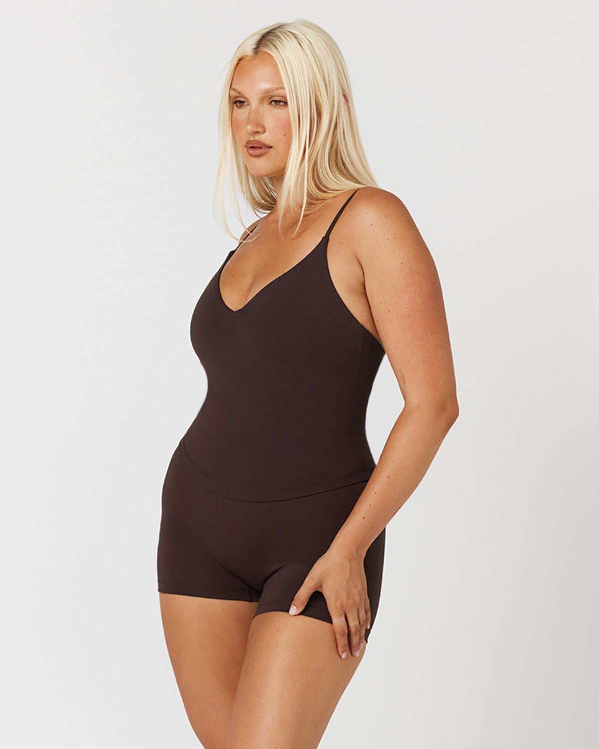 Form Eden Tank | Espresso