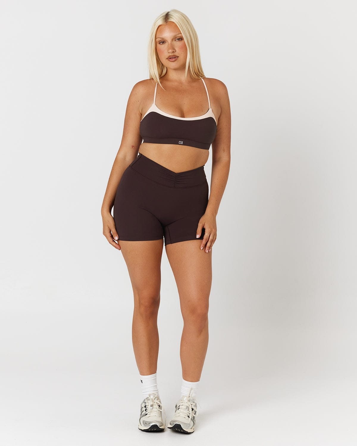 Form Gather Waist Shorts 5" | Espresso
