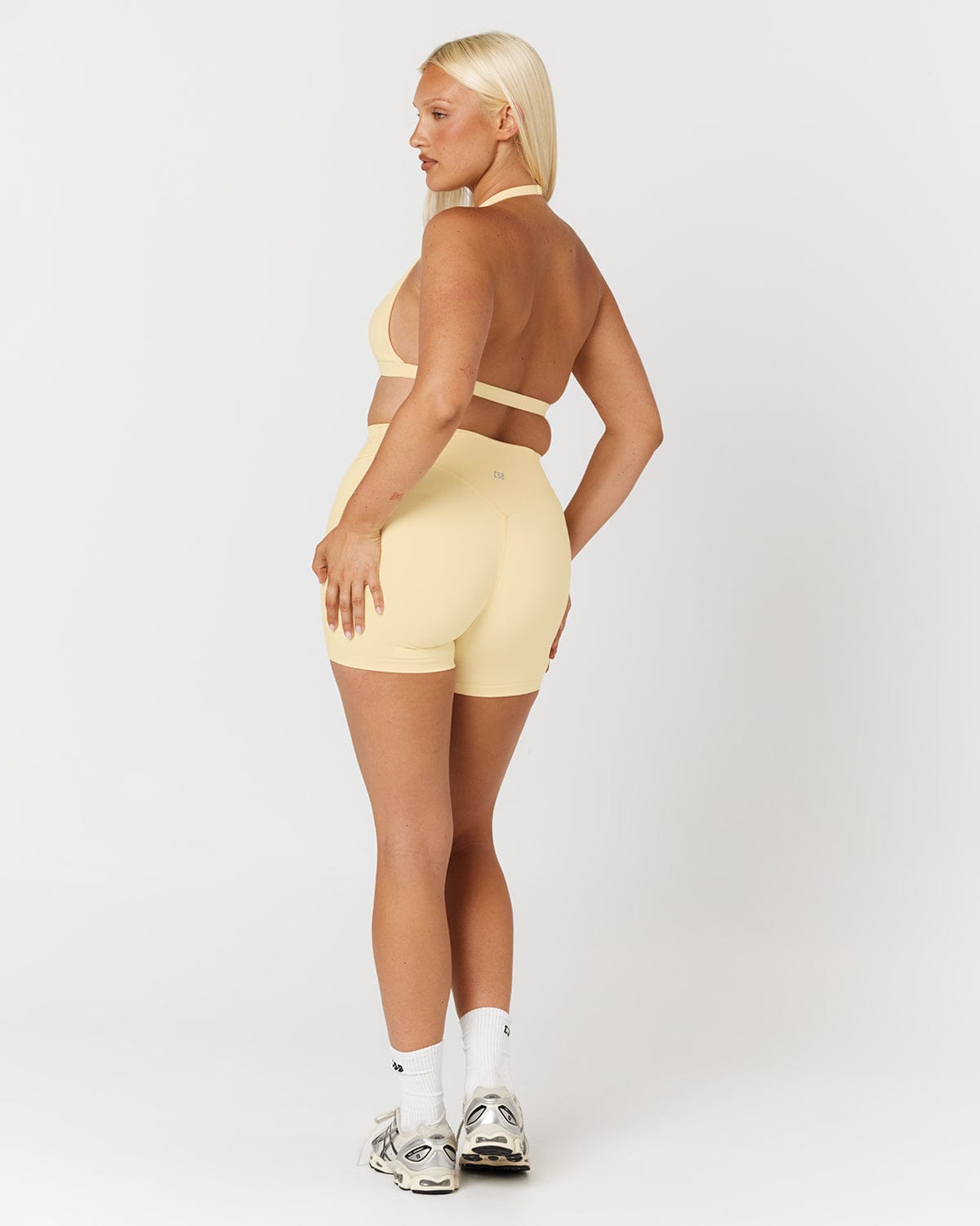 Form Invisible Scrunch Shorts 5" | Butter