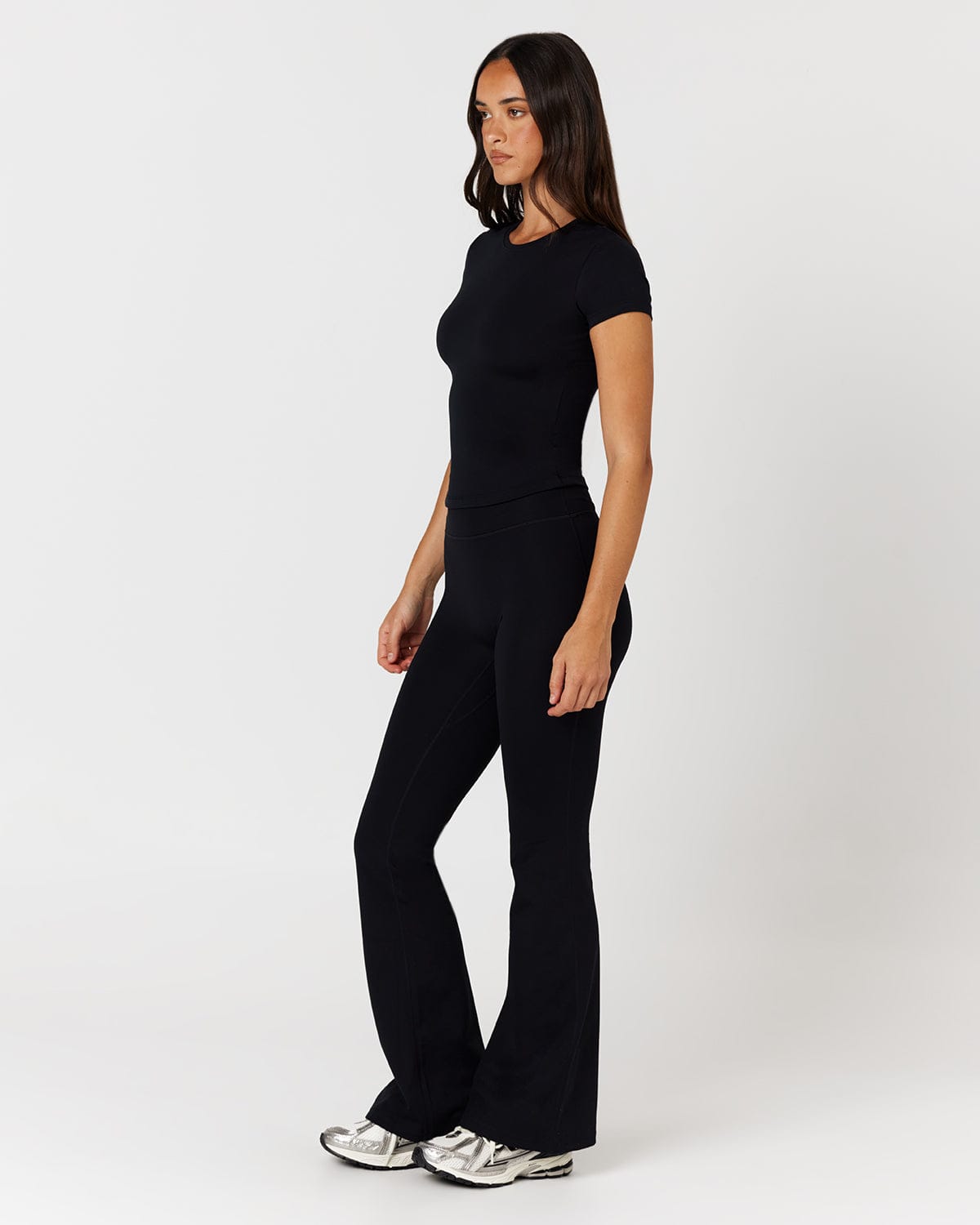 Form Invisible Scrunch Flare Leggings | Black