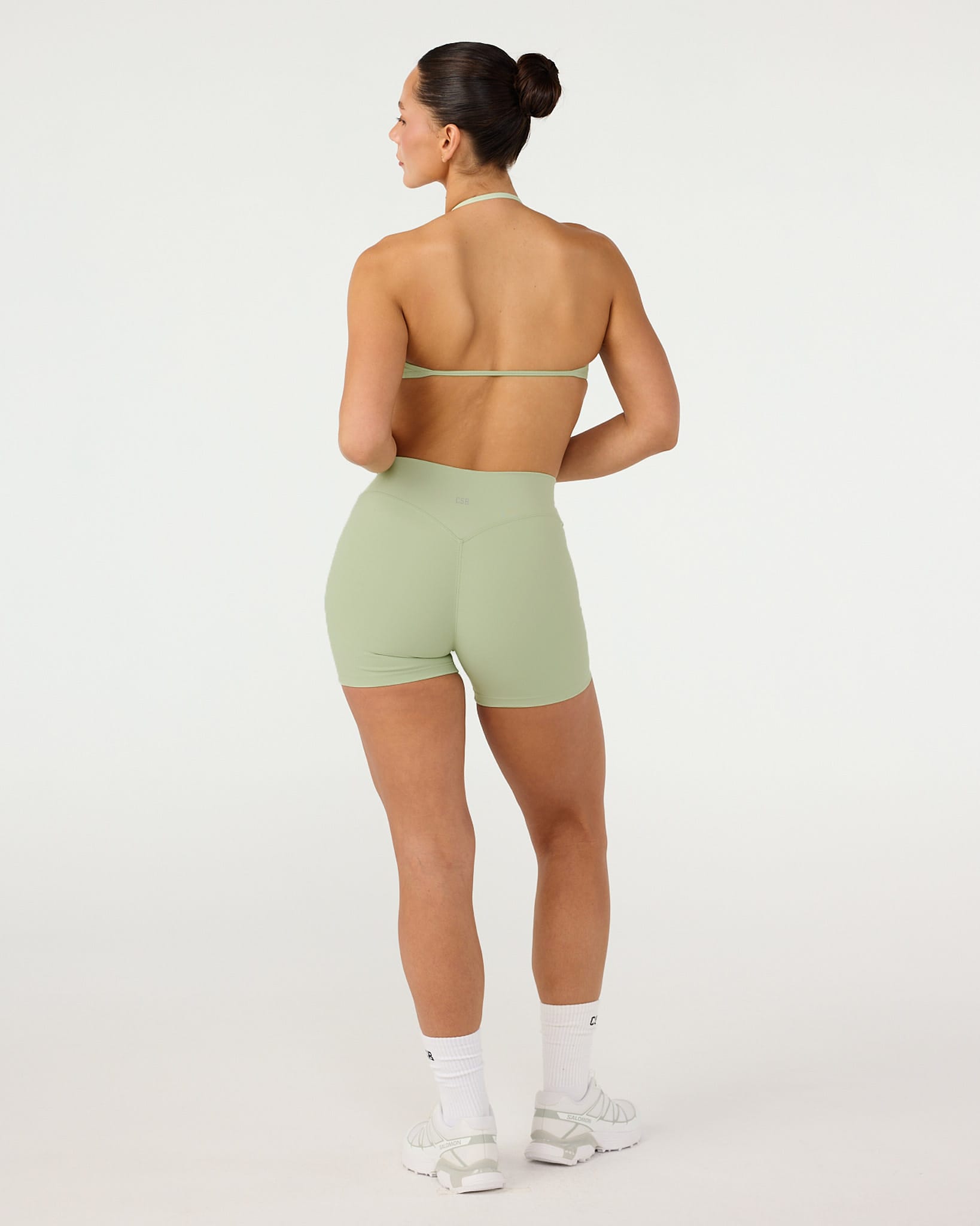Form Invisible Scrunch Shorts 4" | Soft Matcha
