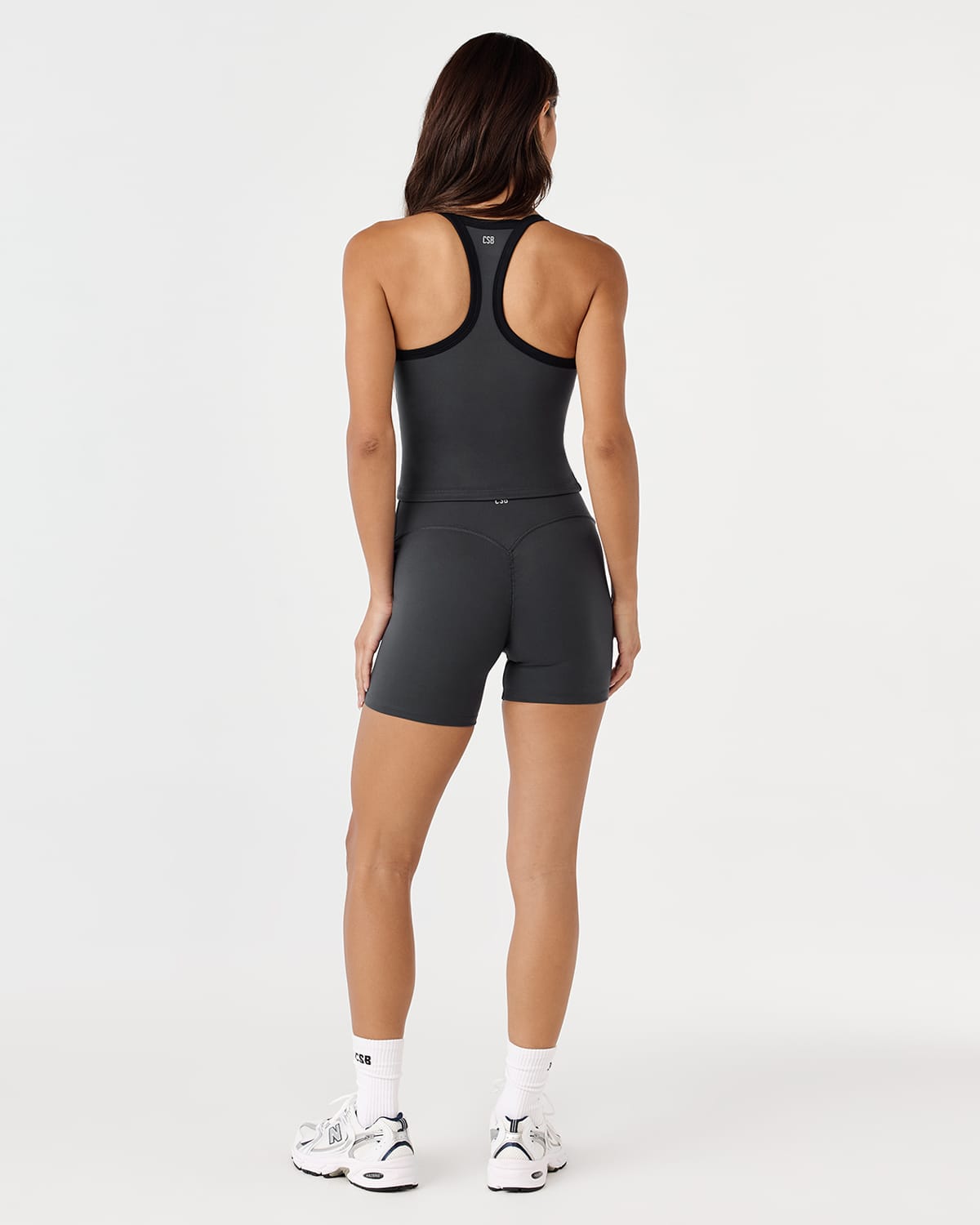 Serenity Soft Invisible Scrunch Shorts 5" | Shadow