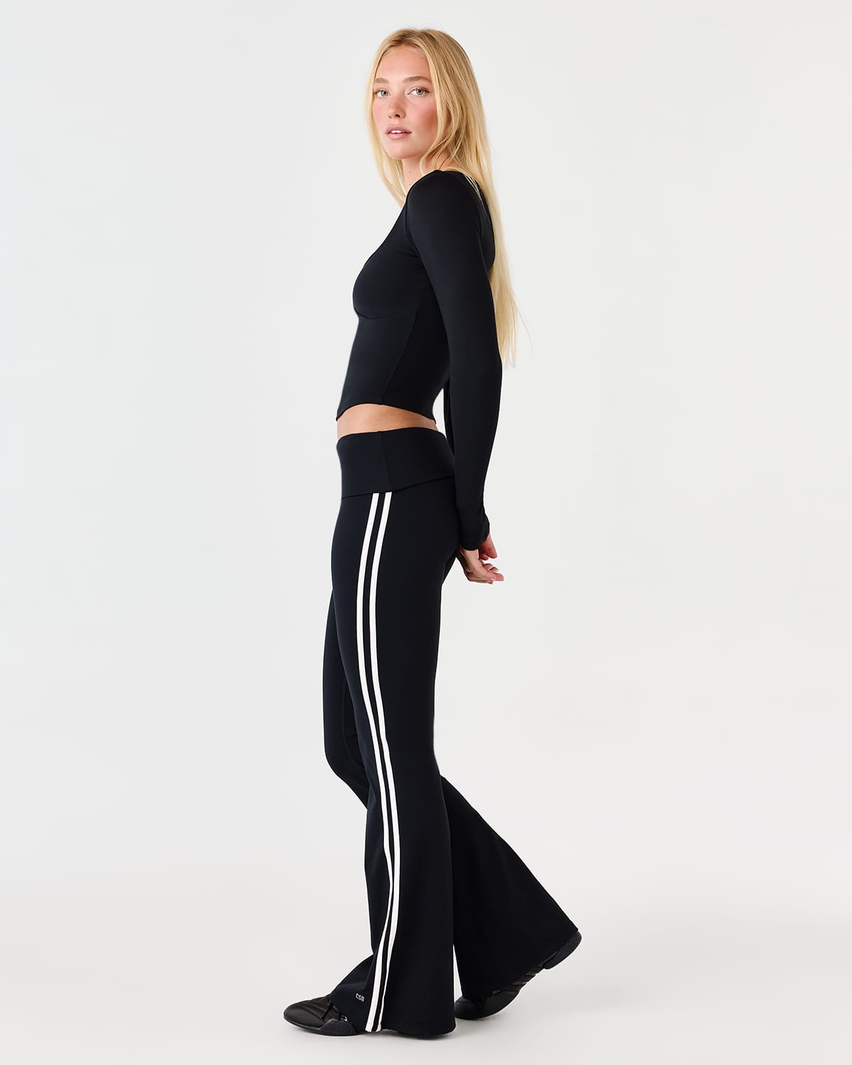 Form Invisible Scrunch Fold Over Stripe Flare Leggings | Black