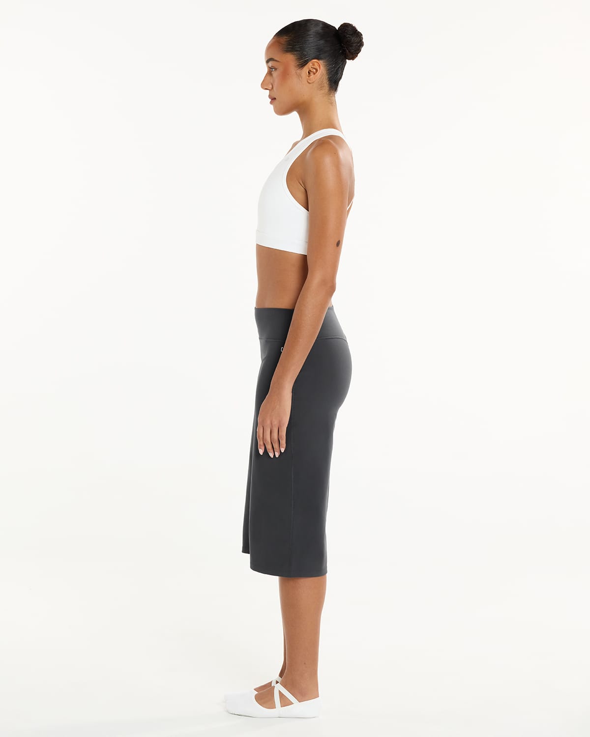 Serenity Soft Mid Rise Straight Leg Capri 17.5" | Shadow