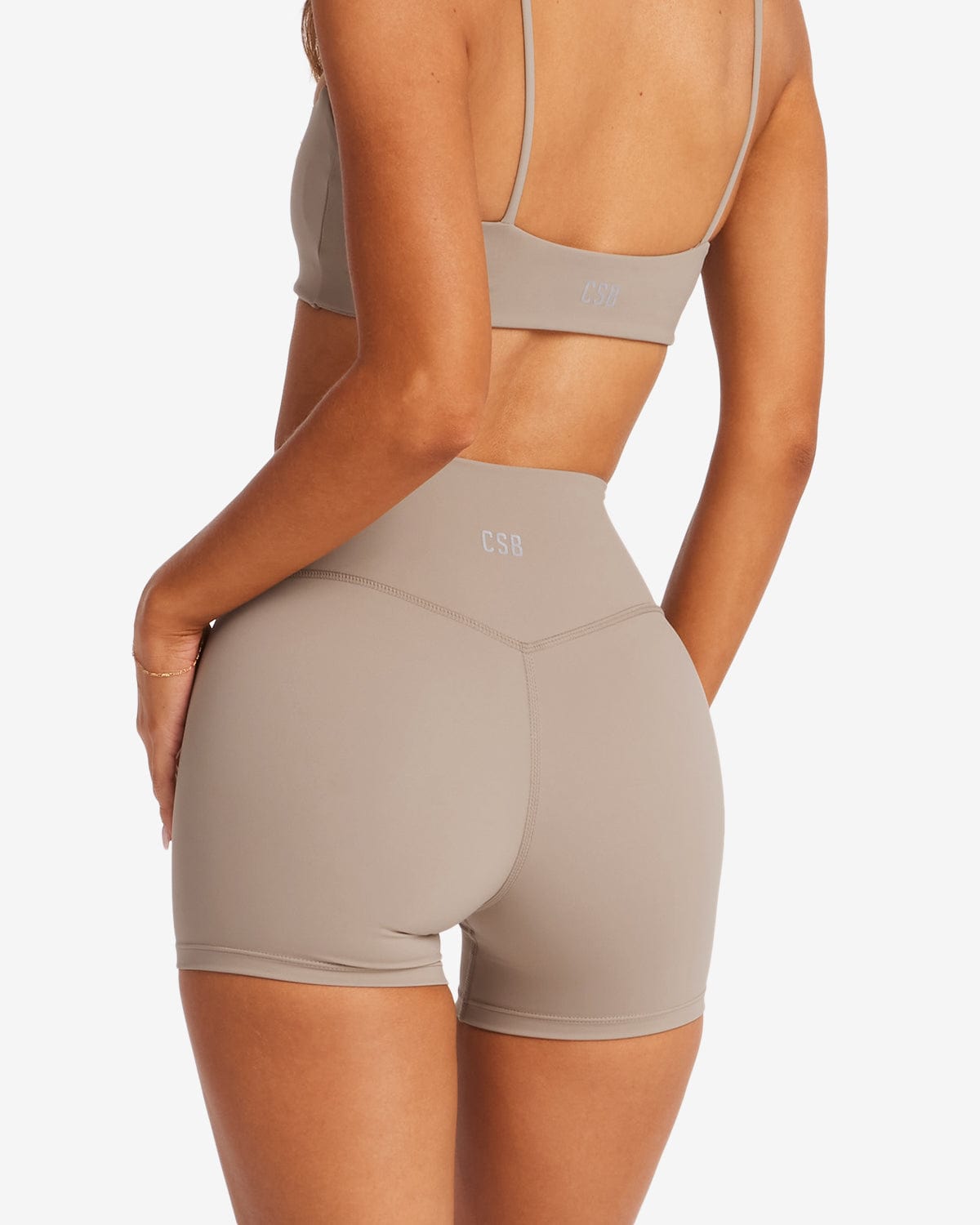Freedom Shorts 4" | Almond