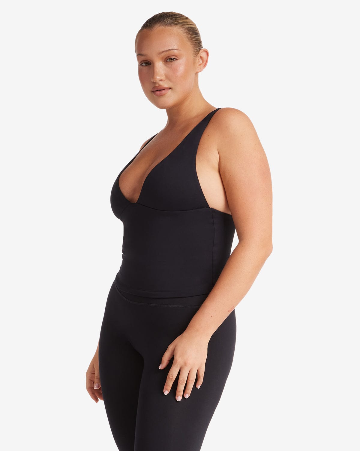 Serenity Plunge Longline Tank | Black