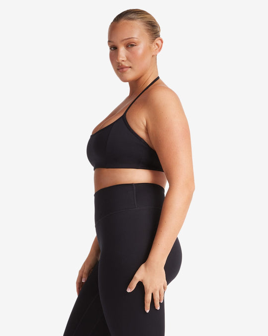 IM Serenity Contour Halter Crop | Black