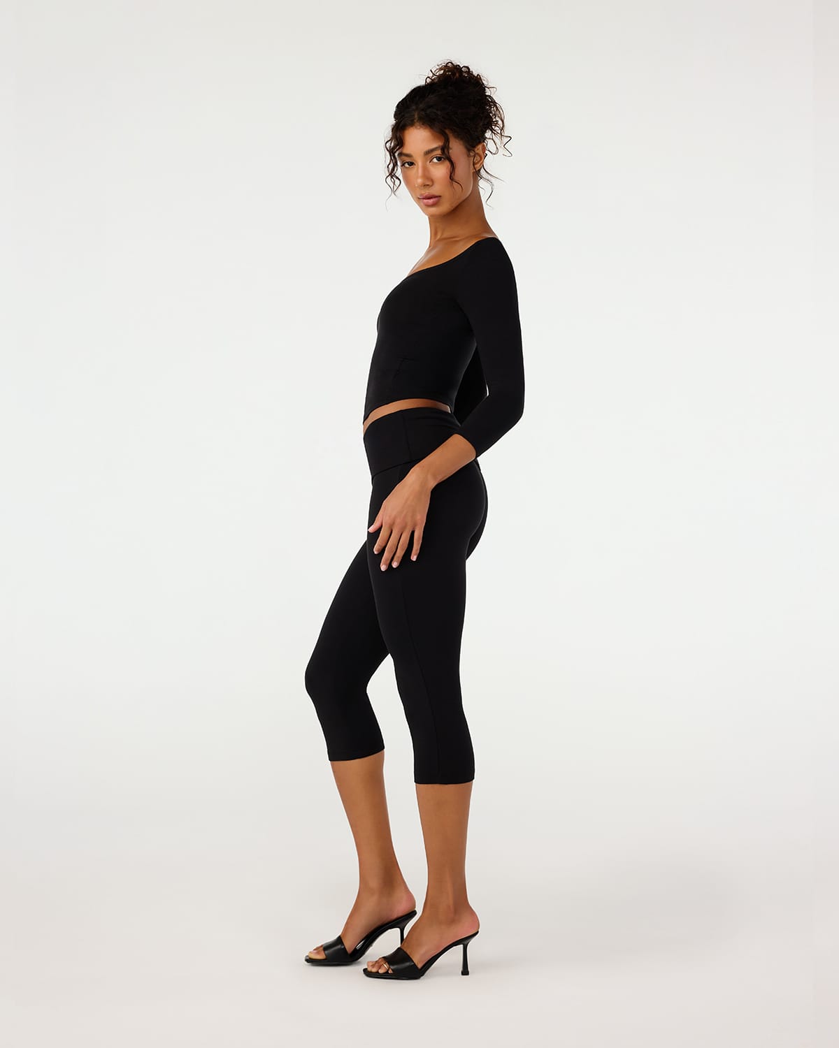 Foldover Jersey Capri Leggings | Black