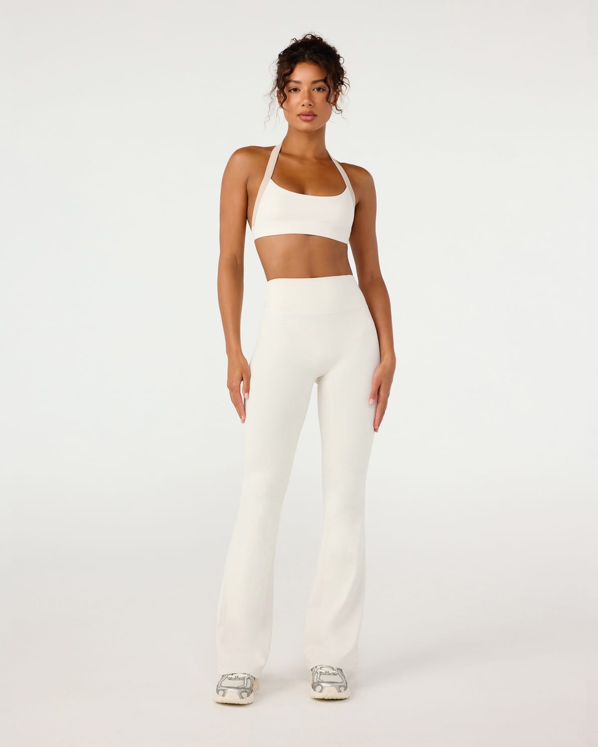 Form Invisible Scrunch Flare Leggings | Vanilla