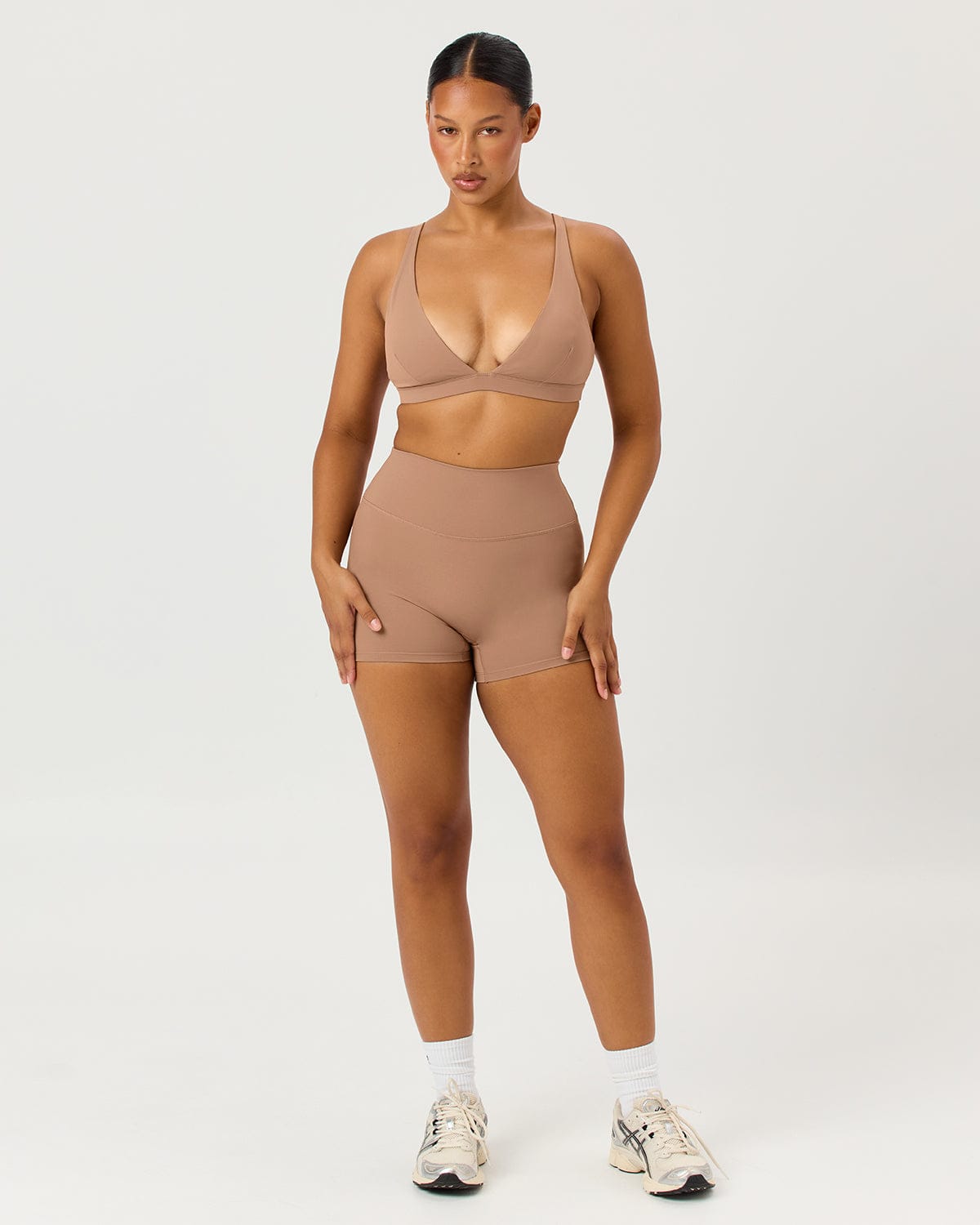 Freedom Scrunch Shorts 4" | Toffee