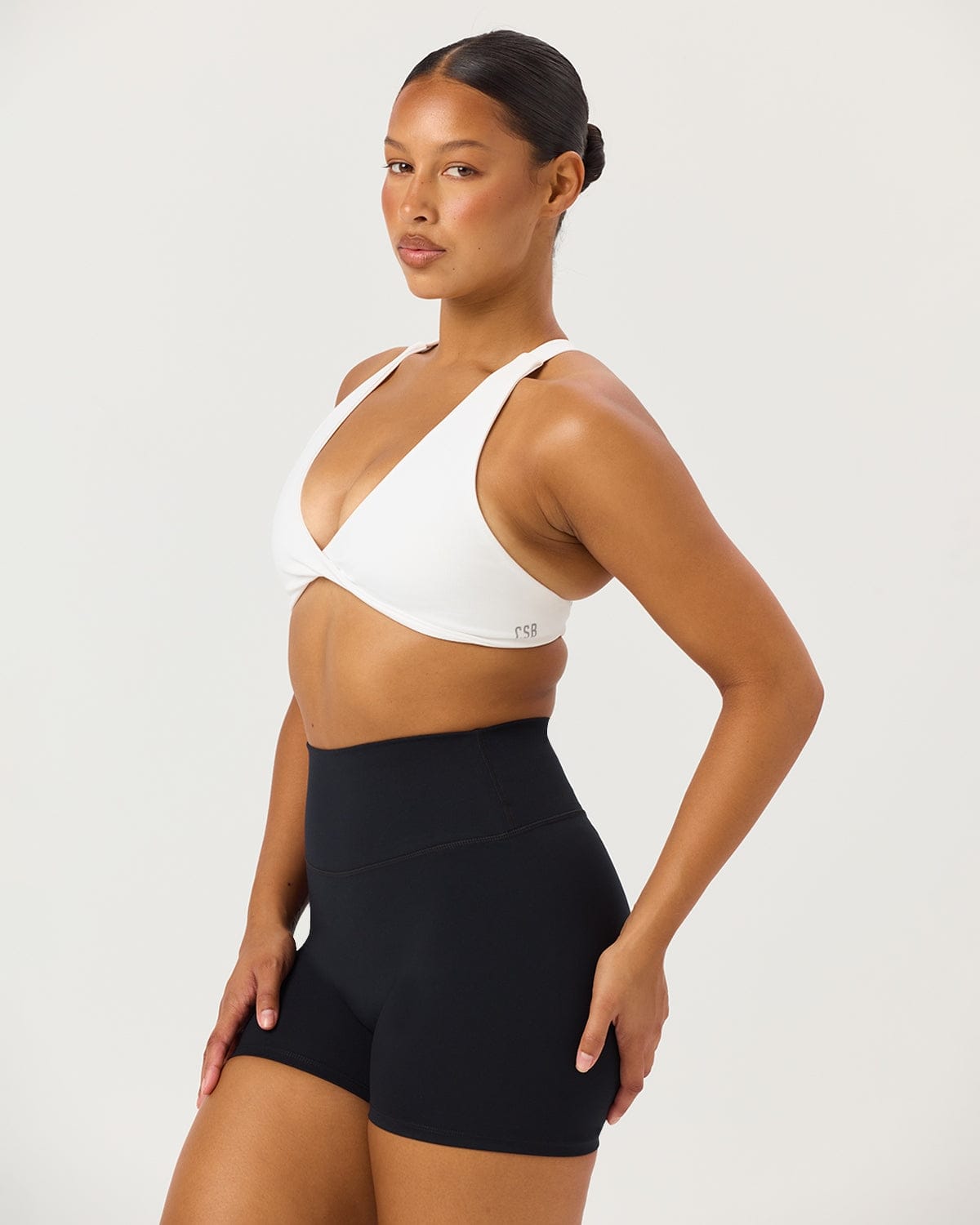 Serenity Sierra Crop | White