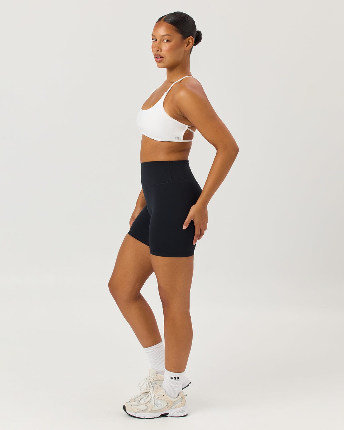 Serenity Shorts 6" | Black