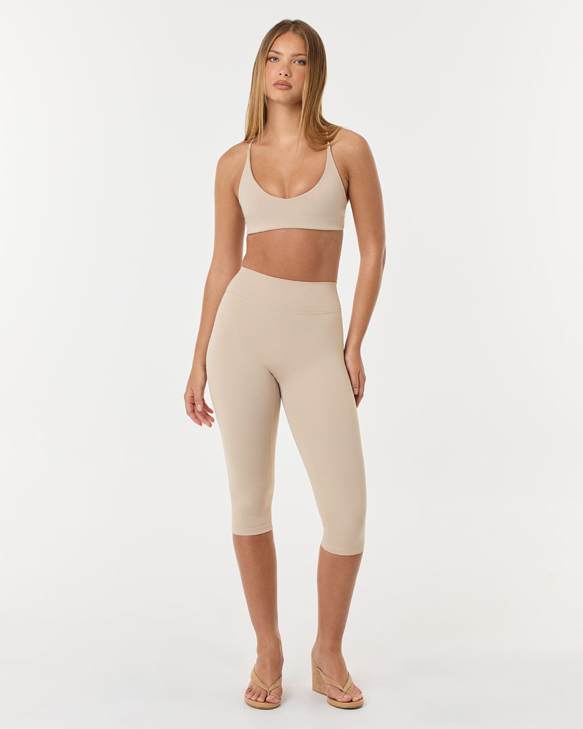 Form Invisible Scrunch Capri Leggings | Fawn