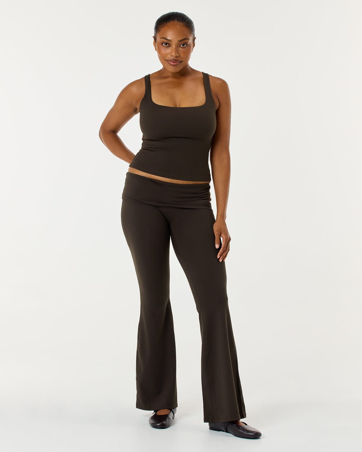 Form Invisible Scrunch Fold Over Flare Leggings | Dark Chocolate