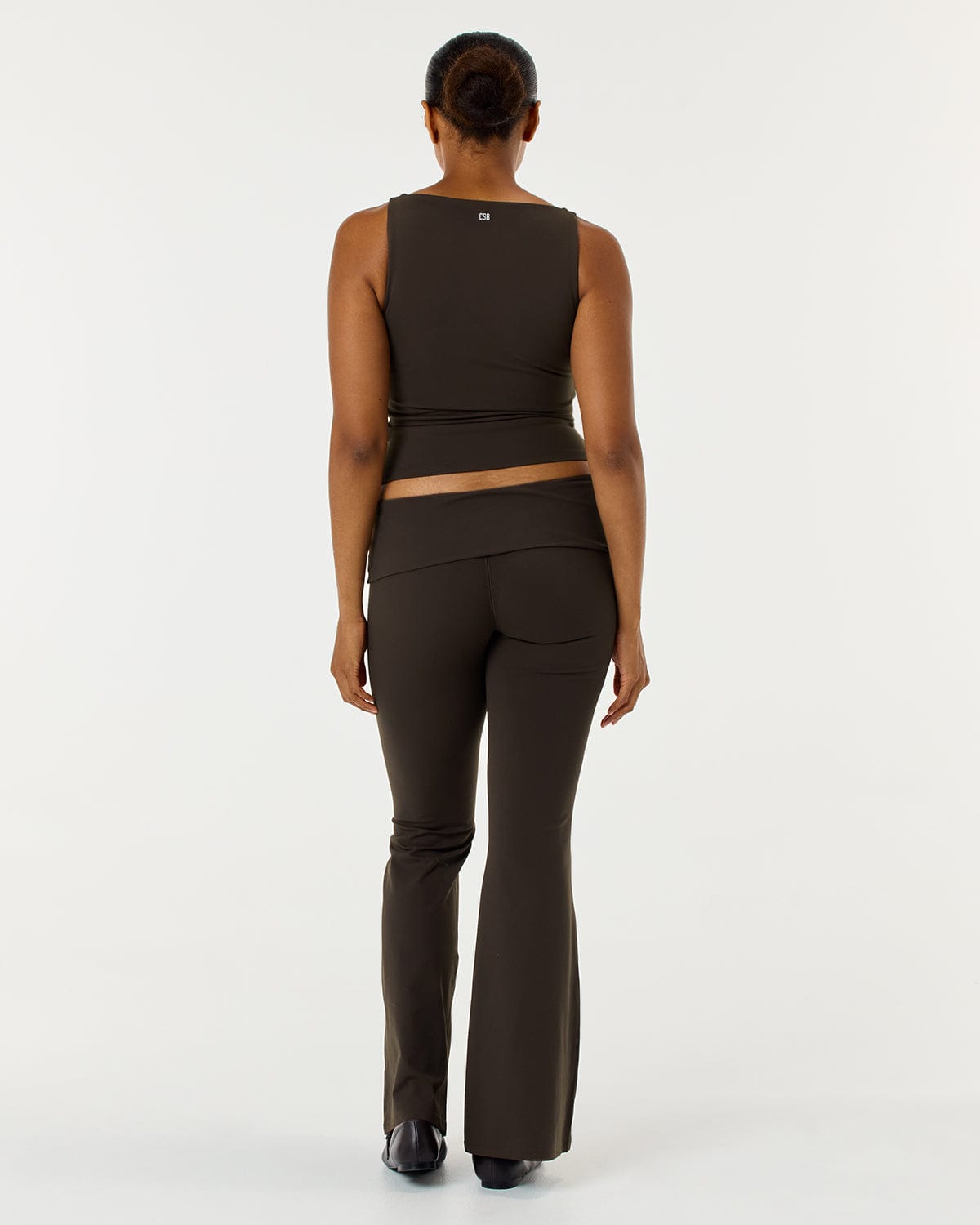 Form Invisible Scrunch Fold Over Flare Leggings | Dark Chocolate