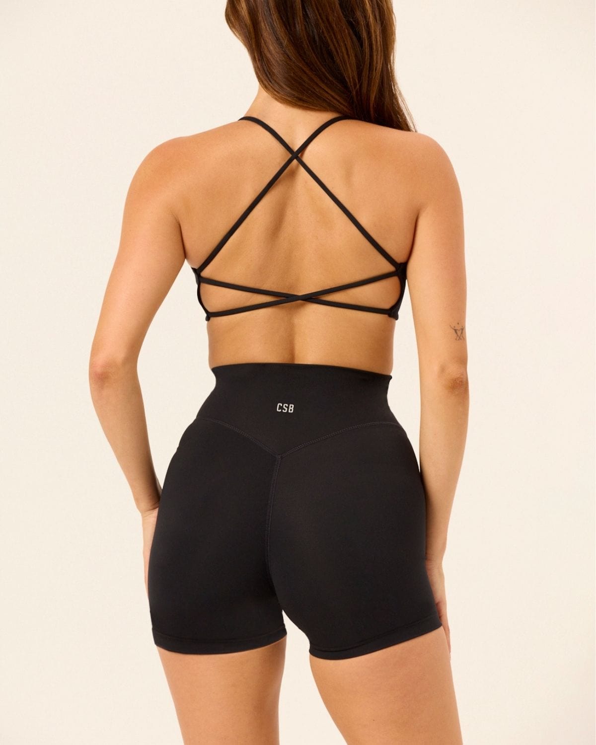 Form Invisible Scrunch High Waist Shorts 5" | Black