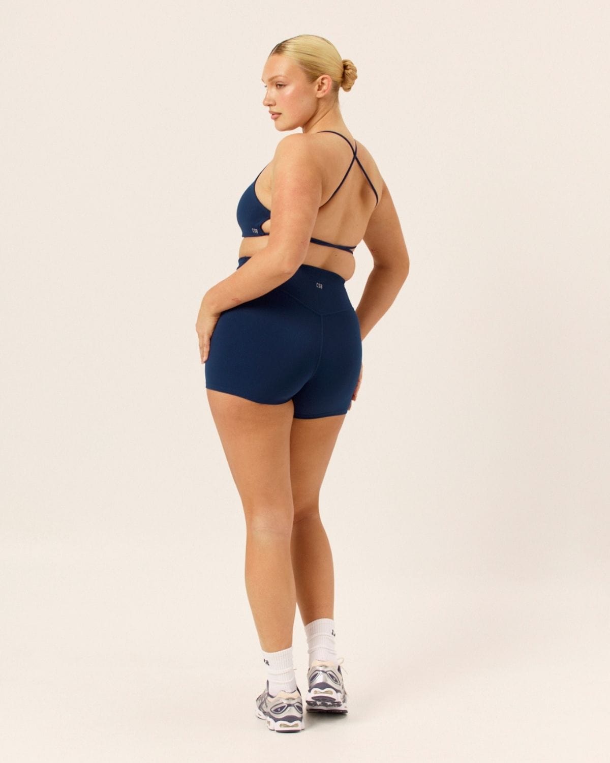 Serenity Shorts 4" | Navy