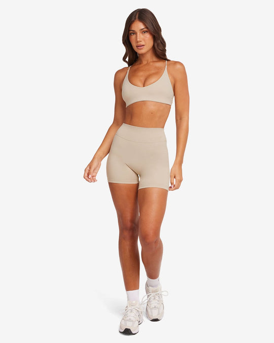 Form Invisible Scrunch Shorts 5" | Fawn