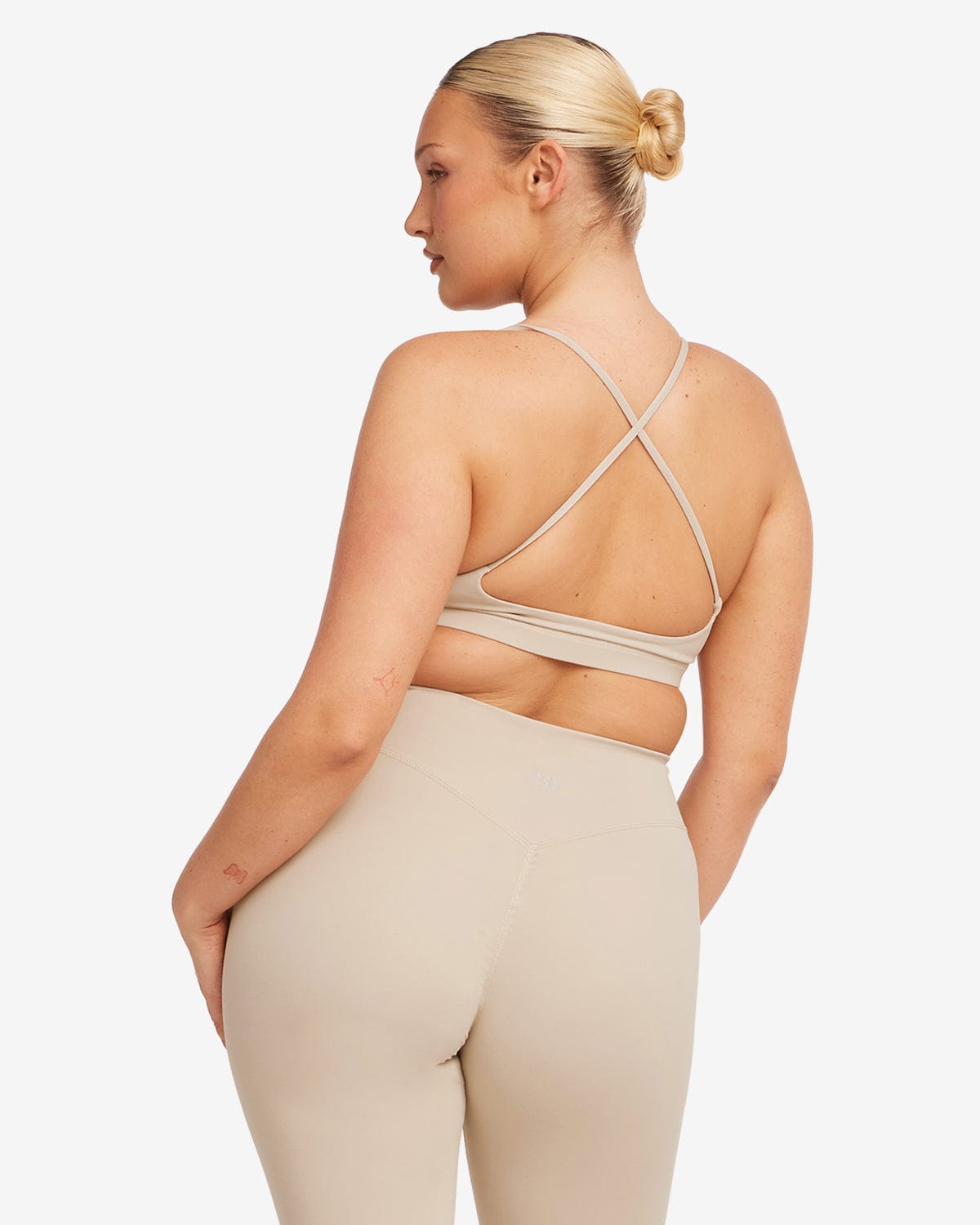 Form Gia Crop | Fawn