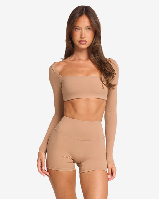 Freedom Scoop Long Sleeve Crop | Toffee