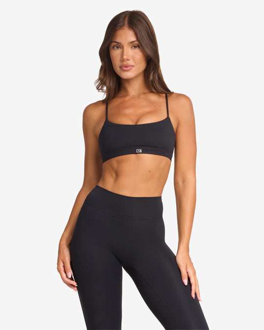 Form Gia Crop | Black