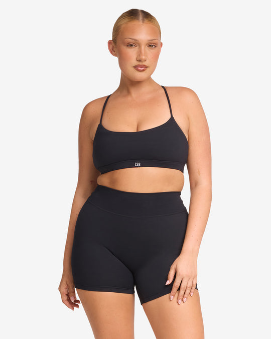 Form Gia Crop | Black