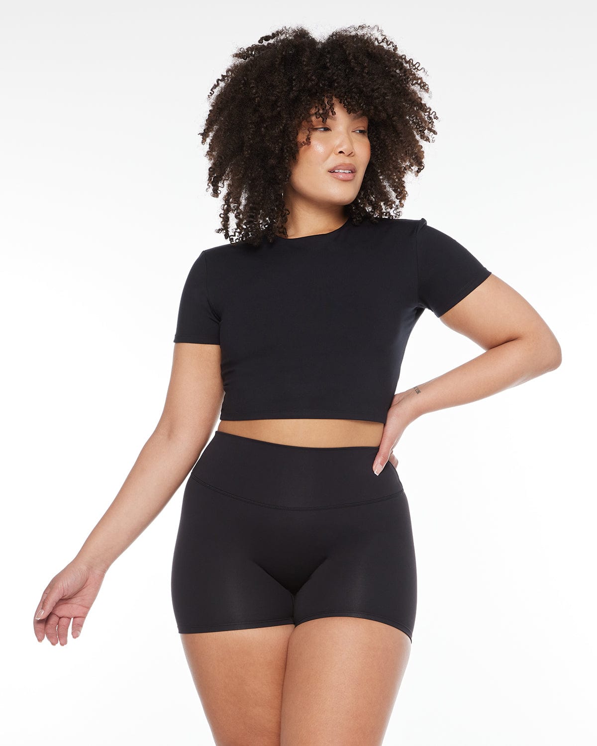 Serenity Cropped Tee | Black