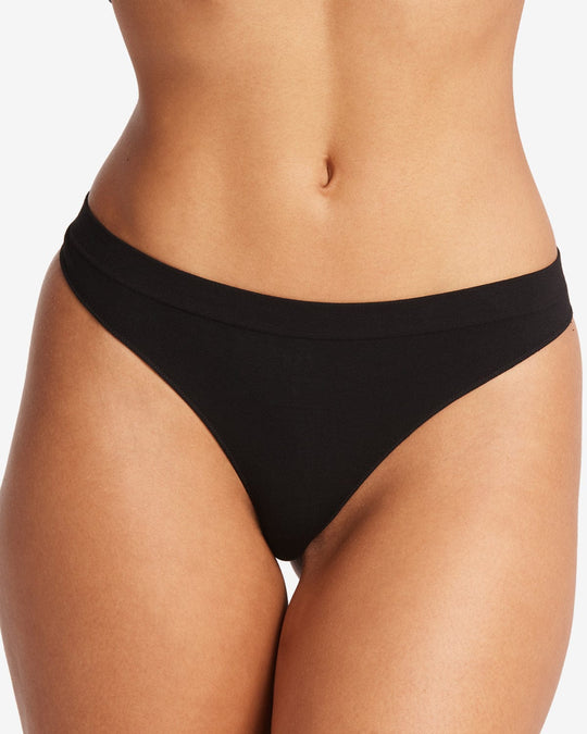 Seamless Bamboo Thong | Black