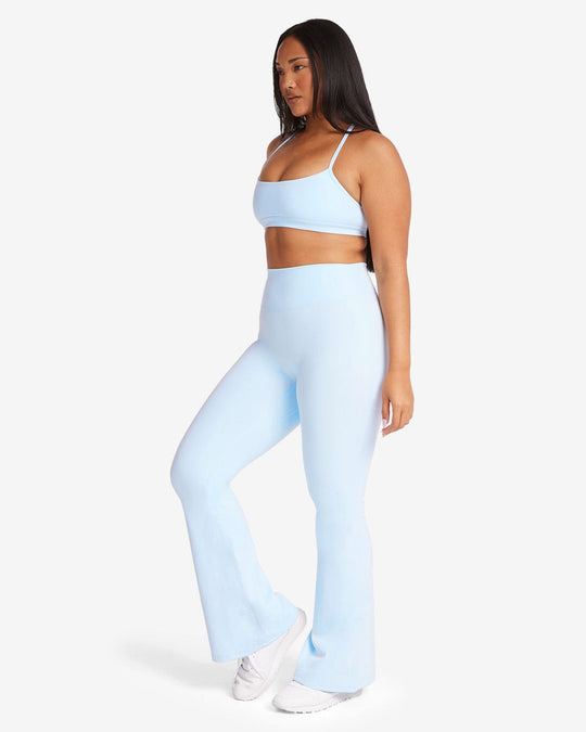 Form Invisible Scrunch Flare Leggings | Powder Blue