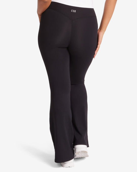 Form Invisible Scrunch Flare Leggings Petite | Black