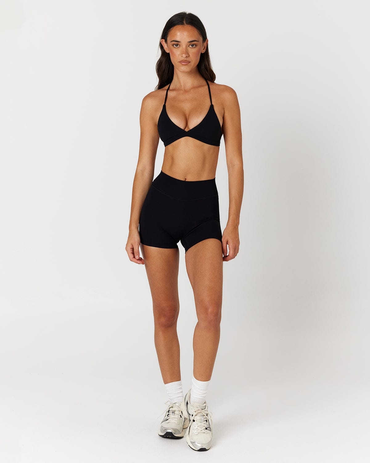 Form Invisible Scrunch Shorts 4" | Black