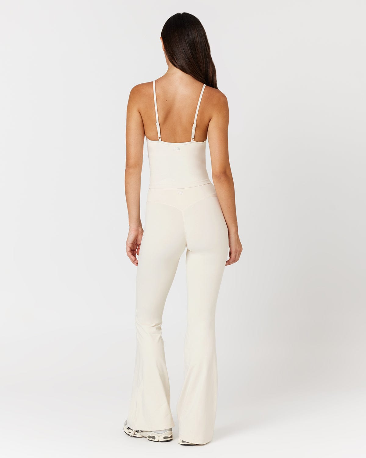 Form Invisible Scrunch Flare Leggings | Vanilla