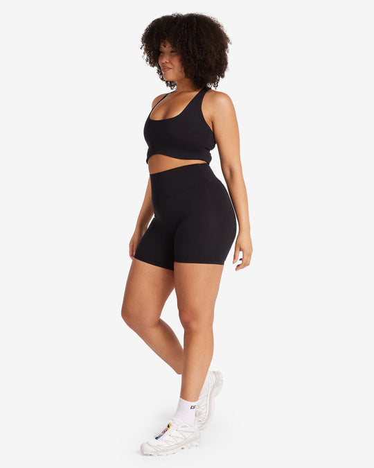 Serenity Shorts 6" | Black