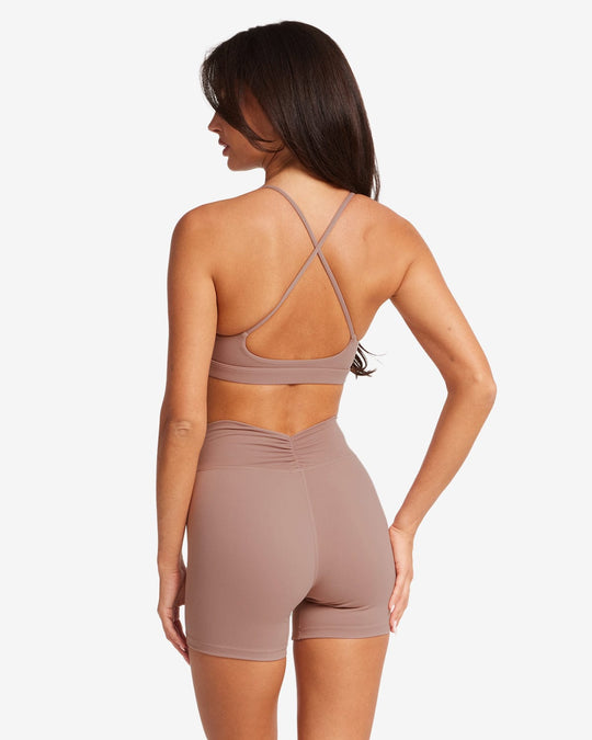 Form Gia Crop | Walnut