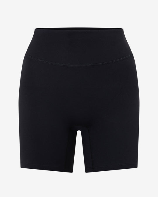 Form Invisible Scrunch Shorts 5" | Black