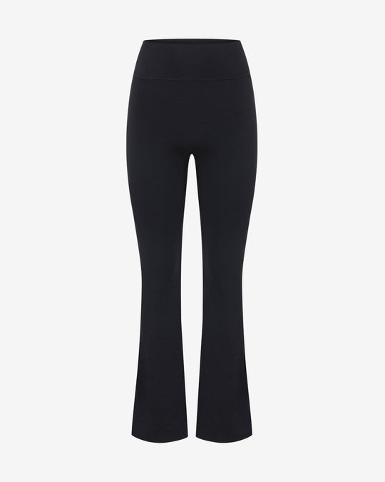 Form Invisible Scrunch Flare Leggings Petite | Black