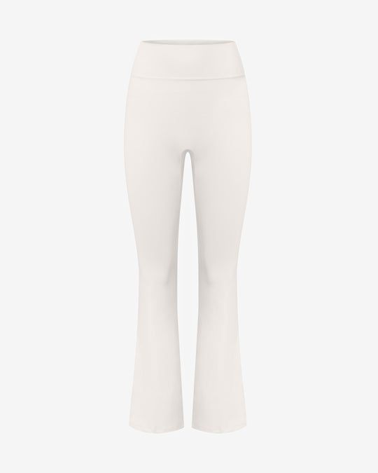 Form Invisible Scrunch Flare Leggings Tall | Vanilla