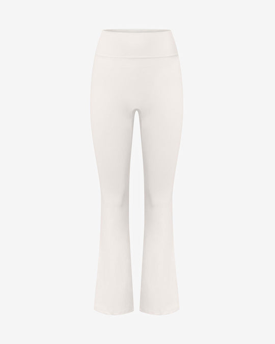 Form Invisible Scrunch Flare Leggings Petite | Vanilla